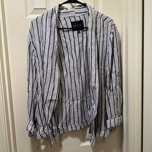 Sanctuary designed in Los Angeles. Size Large